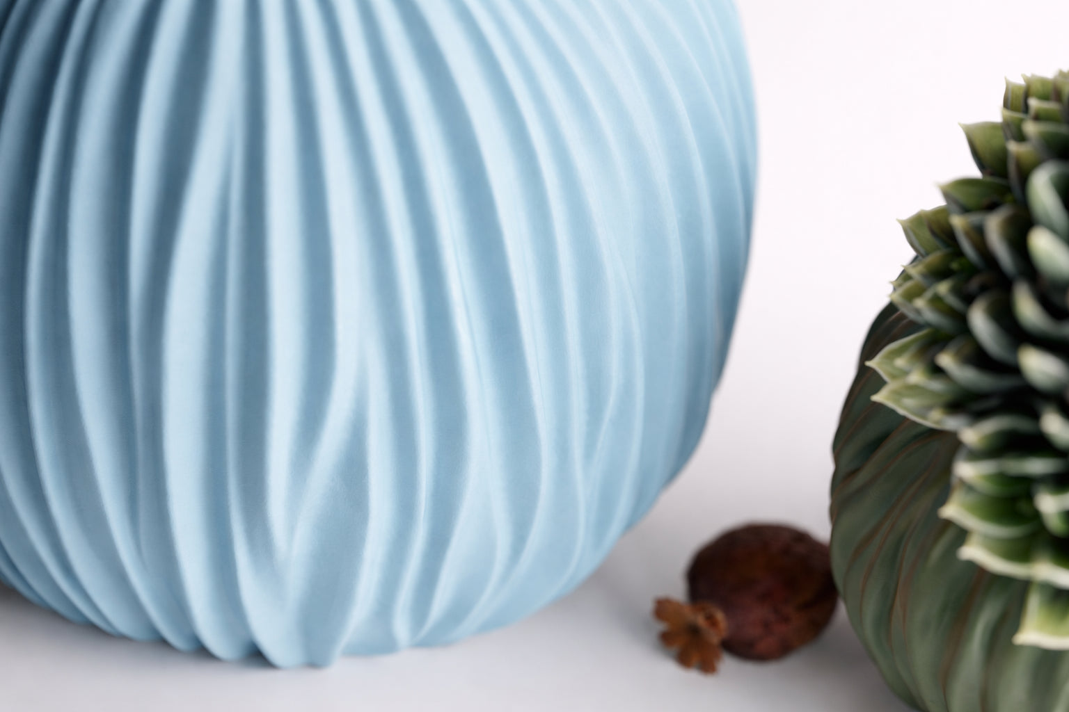 Ondula Ripple Vase | Sculptural 3D Printed Planter | Modern Textured Home Decor