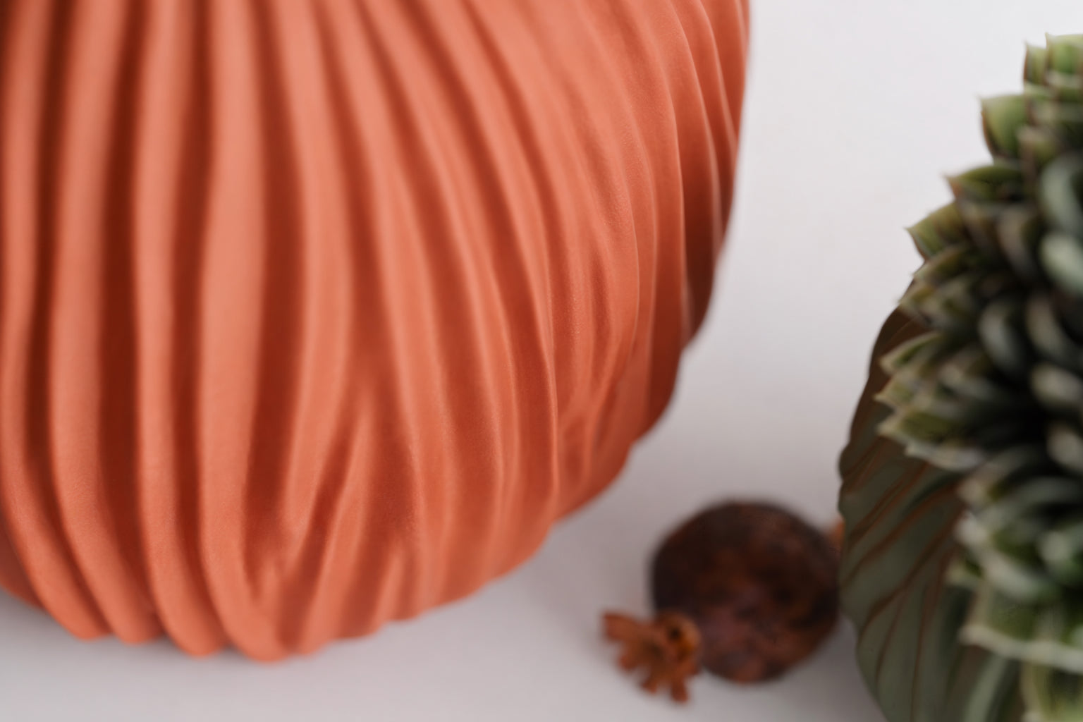 Ondula Ripple Vase | Sculptural 3D Printed Planter | Modern Textured Home Decor