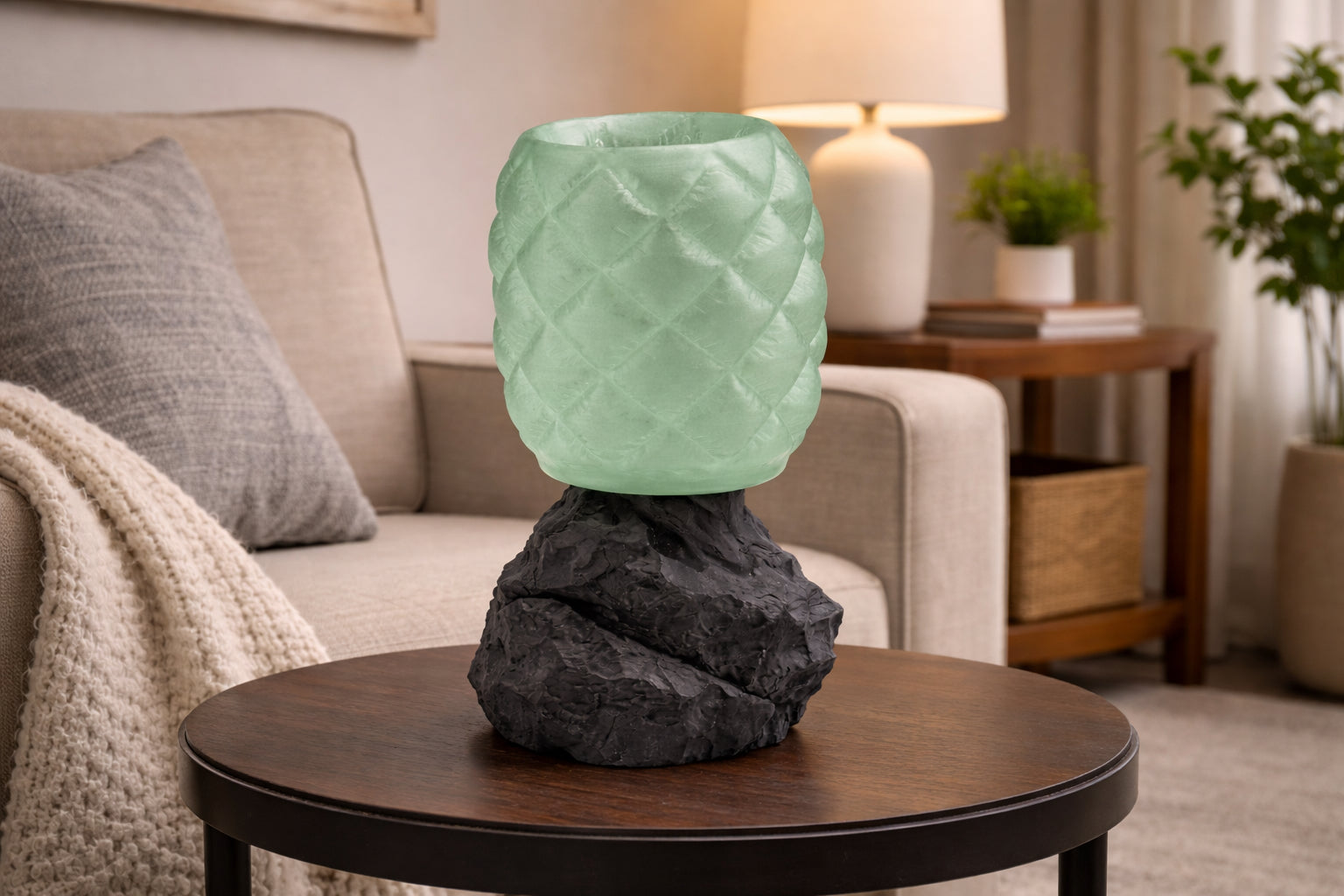 Boulderlit – Weight in stone. Light in spirit.